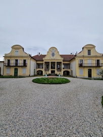Grand entrance