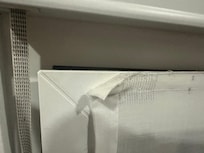 창문이 안닫힘.