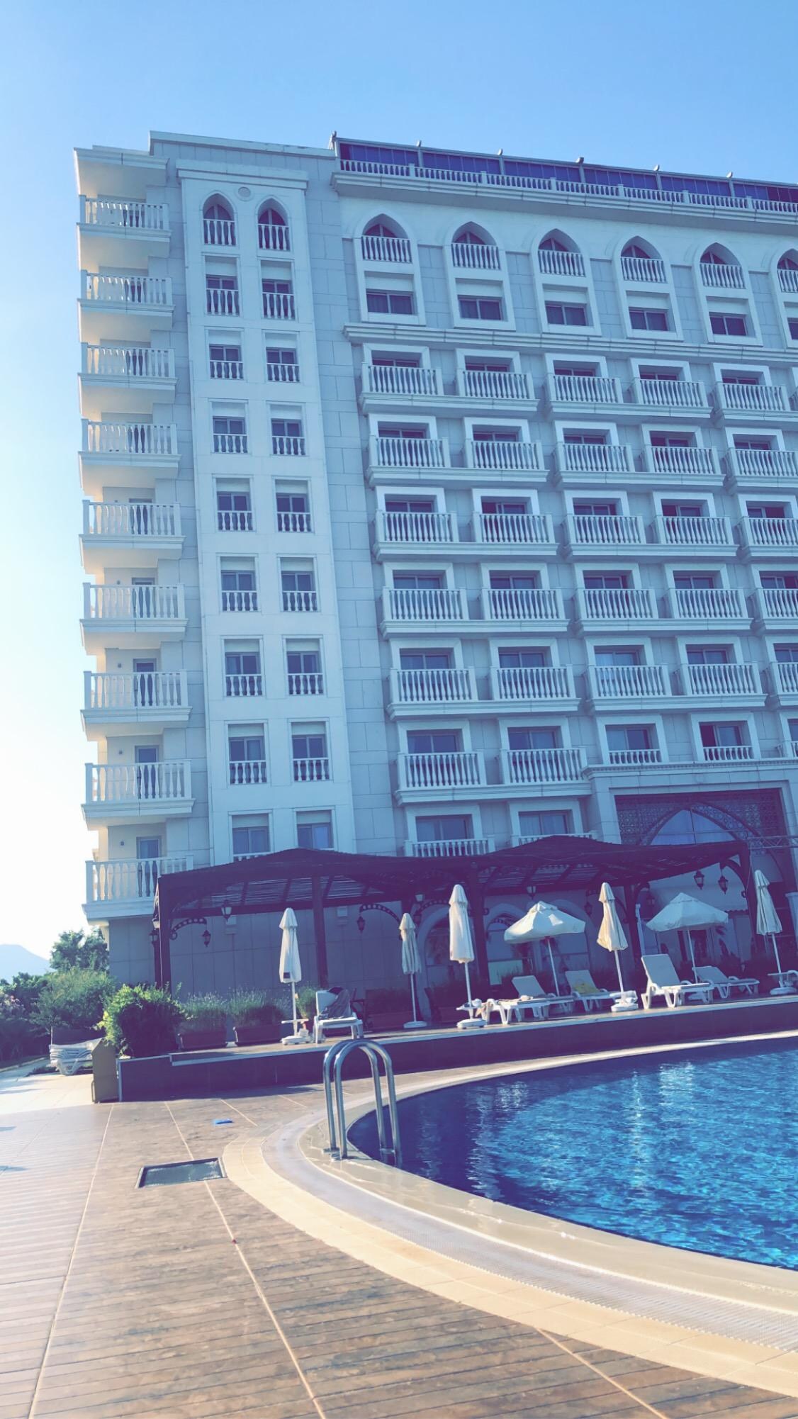 Stort og flott basseng