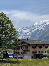 Picture of the building/ hotel Garni