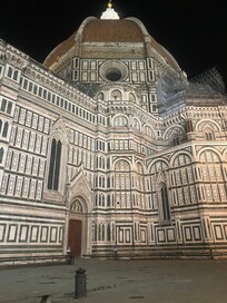 Katedralen på kvällen