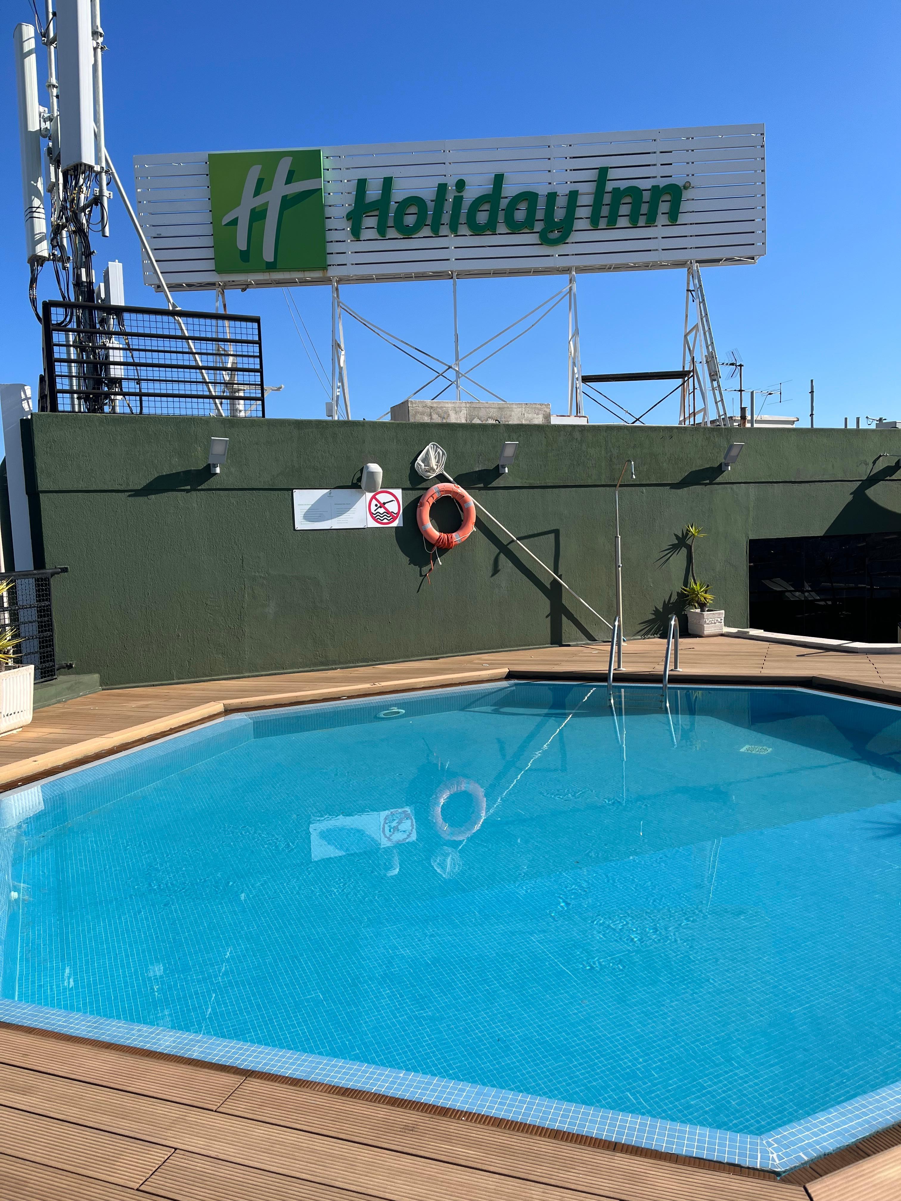 Roof swimming pool 