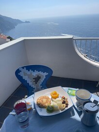 Beautiful breakfast, good clean food and plenty of choice for all palettes.