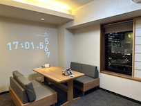 4人餐桌,夠寬大。一起吃飯聊天或燒烤。