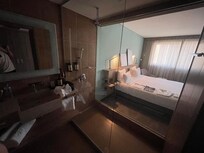 Die Dusche hat ordentlich Druck.