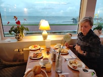 Frühstück mit Meerblick