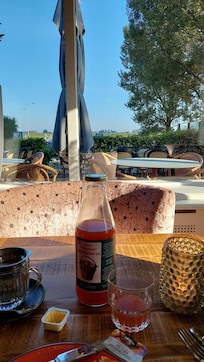Lovely breakfast (at weekend). And the absolute best fuit juice ever tasted!