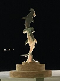 Boardwalk ("malecon") has multiple sculptures