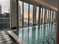 The pool at the 20th floor
