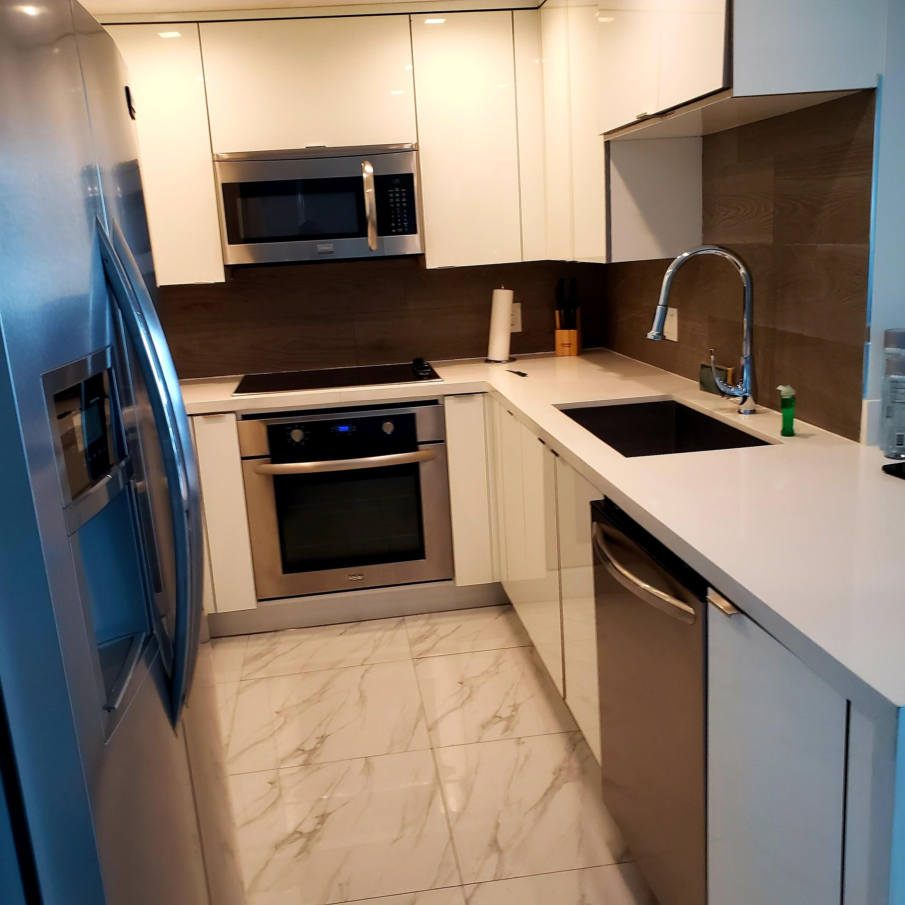 Full service kitchen with everything you need! Felt like home away from home.
