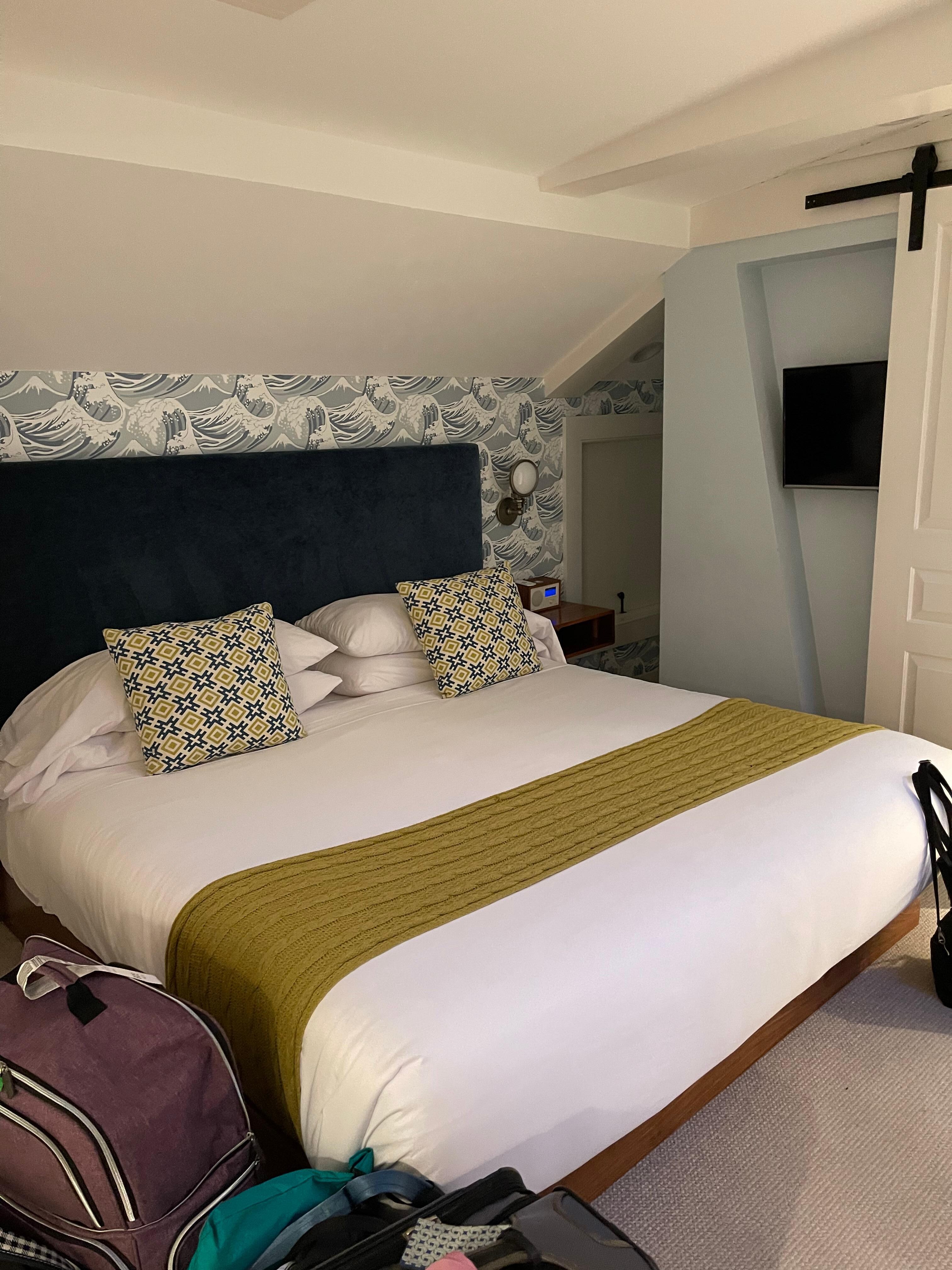 Bedroom in Lark Suite