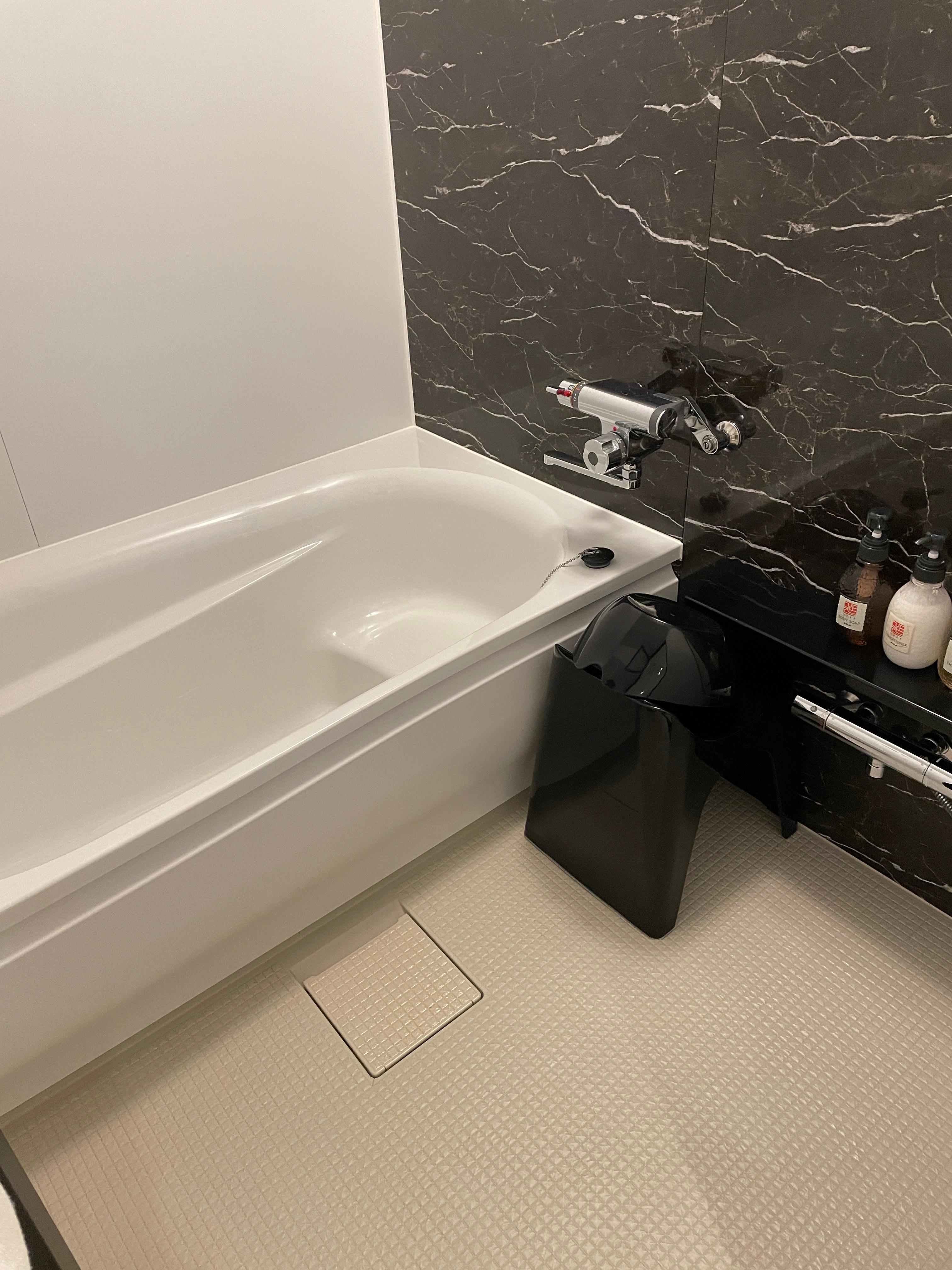 Nice bathroom with easy to operate faucets.