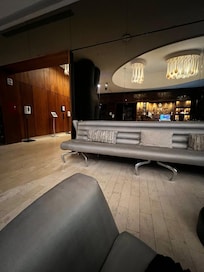 hall entre elevadores