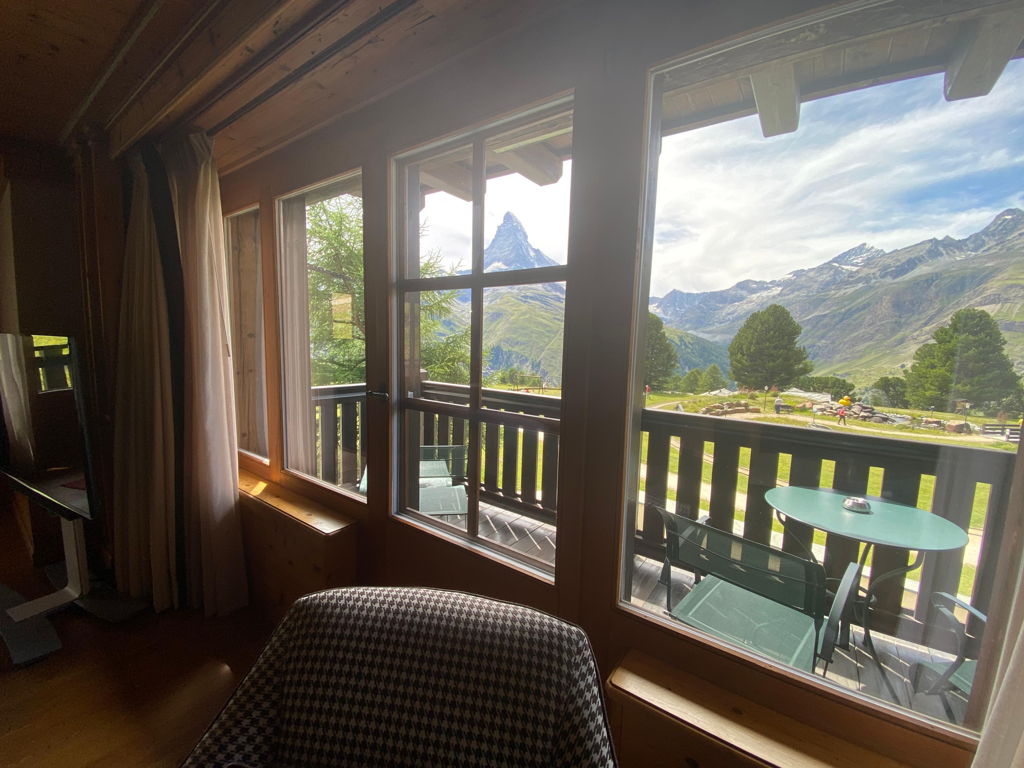 Room - junior deluxe suite - Matterhorn view