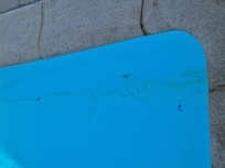 piscine mal nettoyée : les angles ne sont pas aspirés