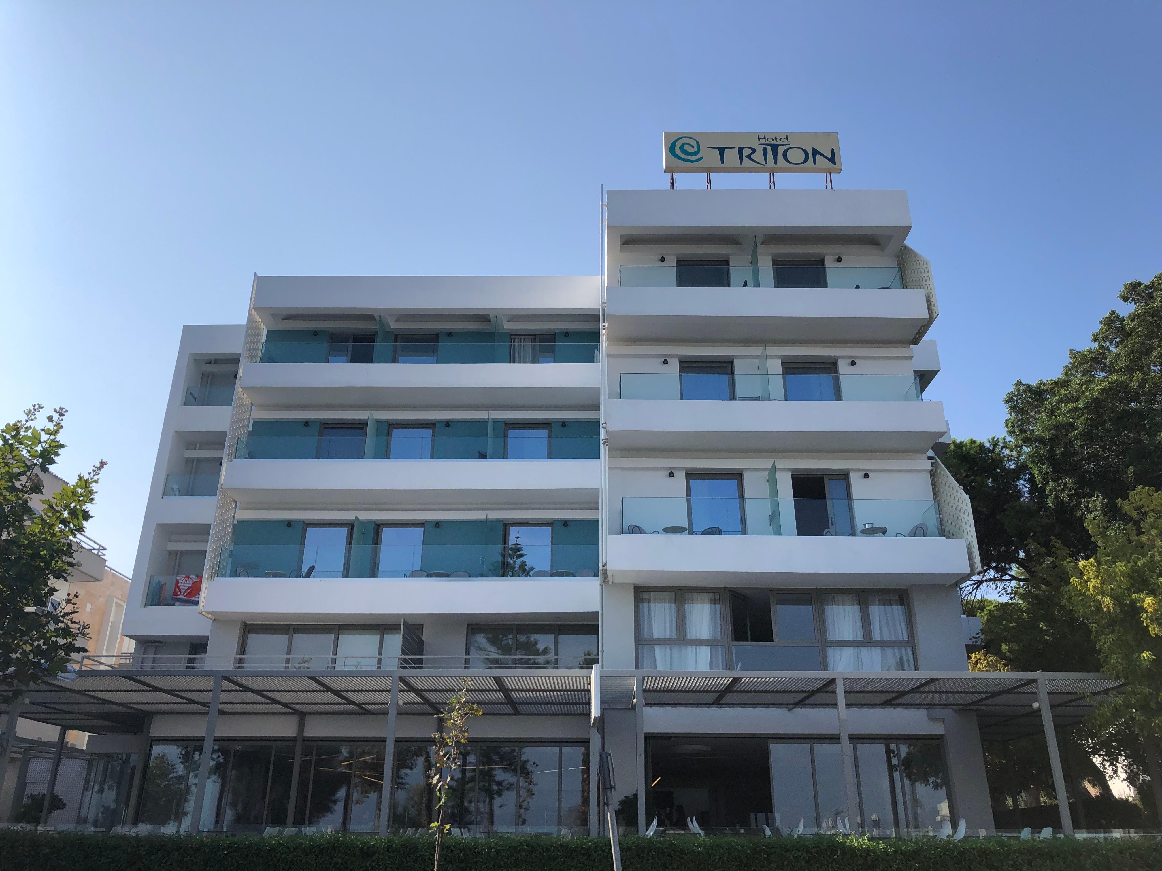 Hotel Triton