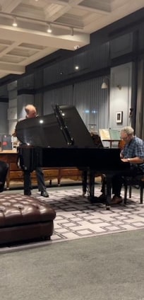 大廳的現場演奏