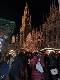 Rådhuset vid Marienplatz