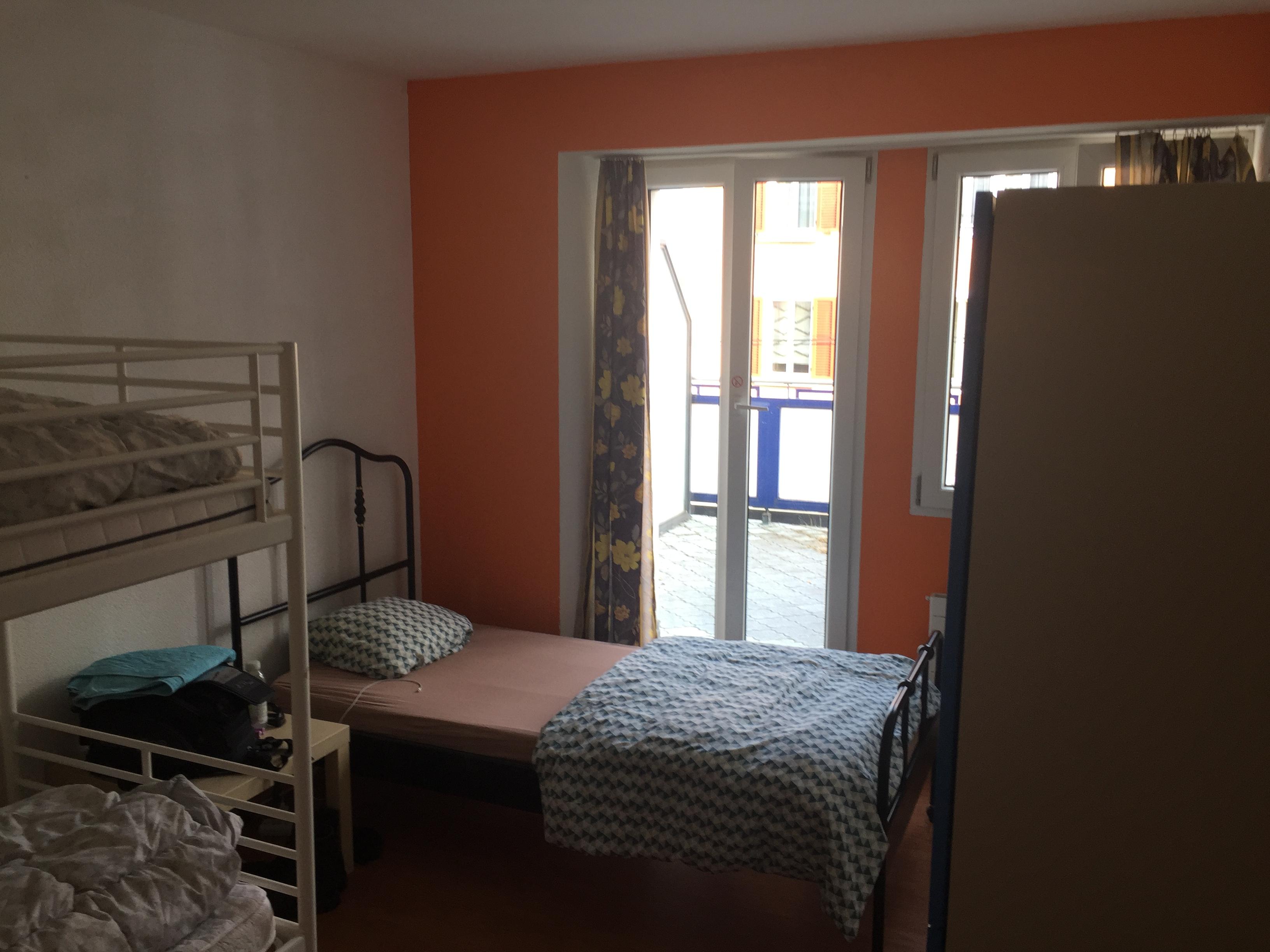 3-Bett-Zimmer mit Balkon