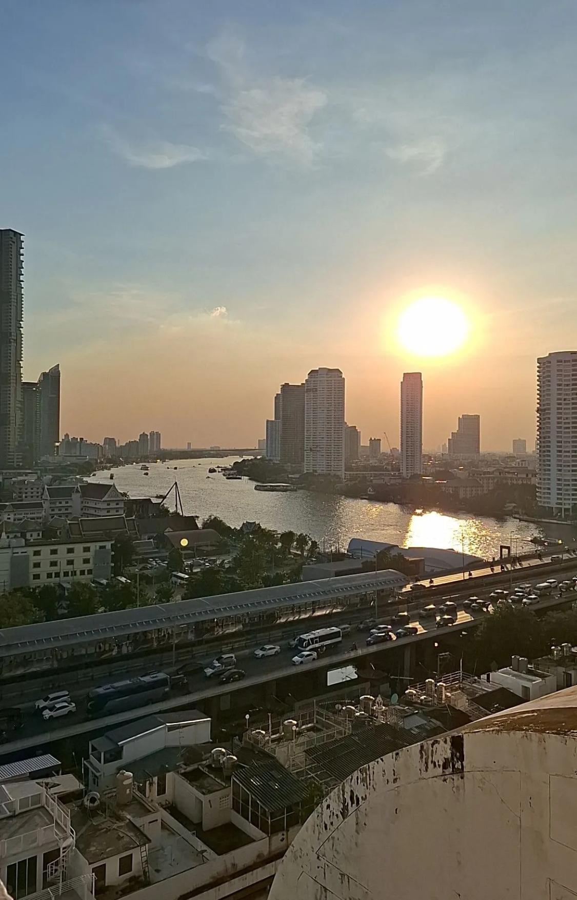 Utsikt fra balkong på rommet