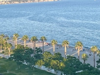 до пляжа очень близко