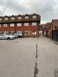 Great parking right behind the hotel 
Sorry four not having any pics from restaurant and bar