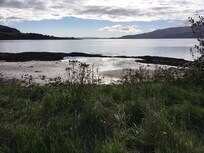 Blick vom Hotel auf den Loch