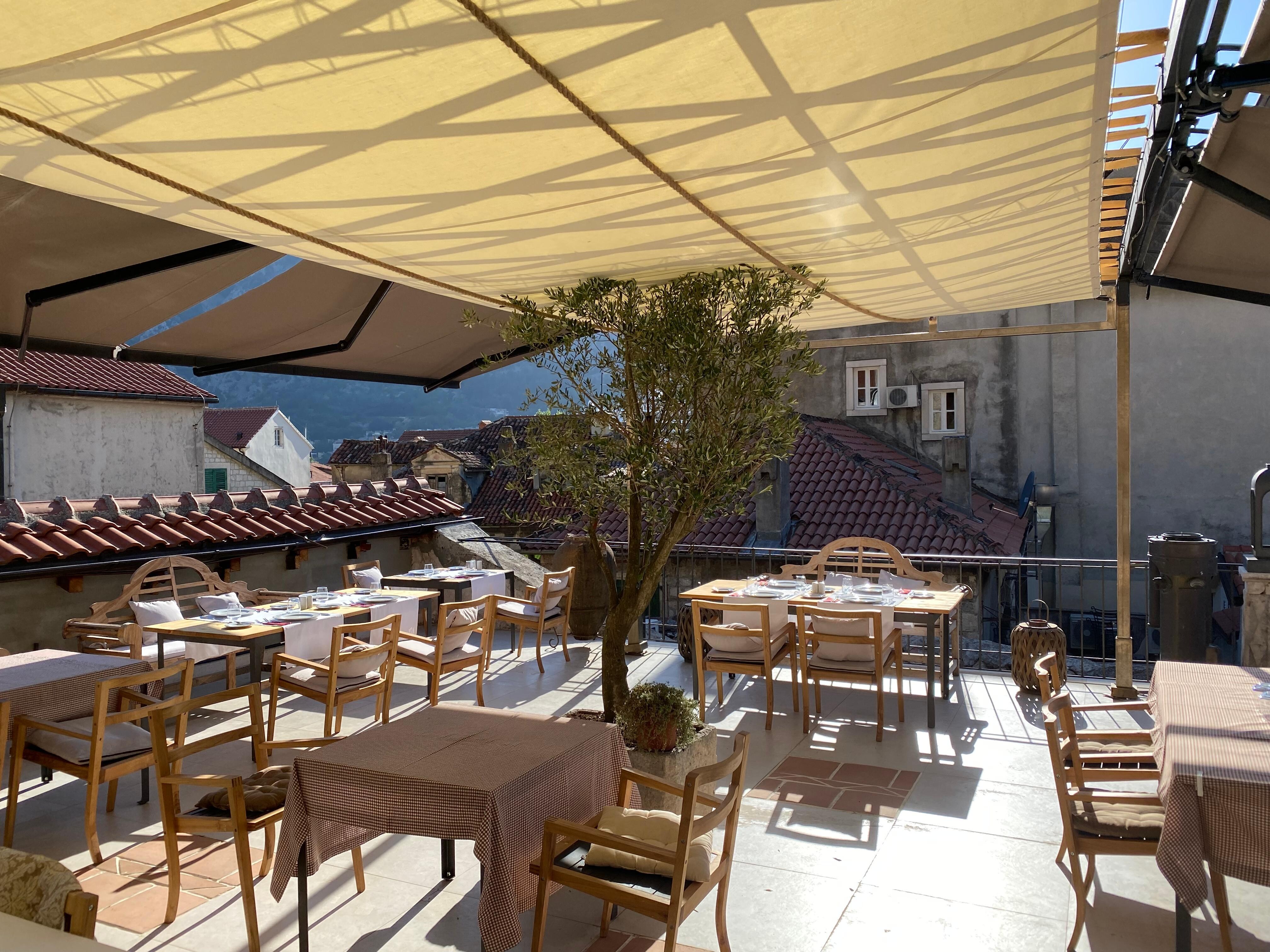 Rooftop lounge