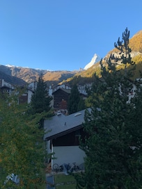 방에서 마테호른이 보여서 좋아요.