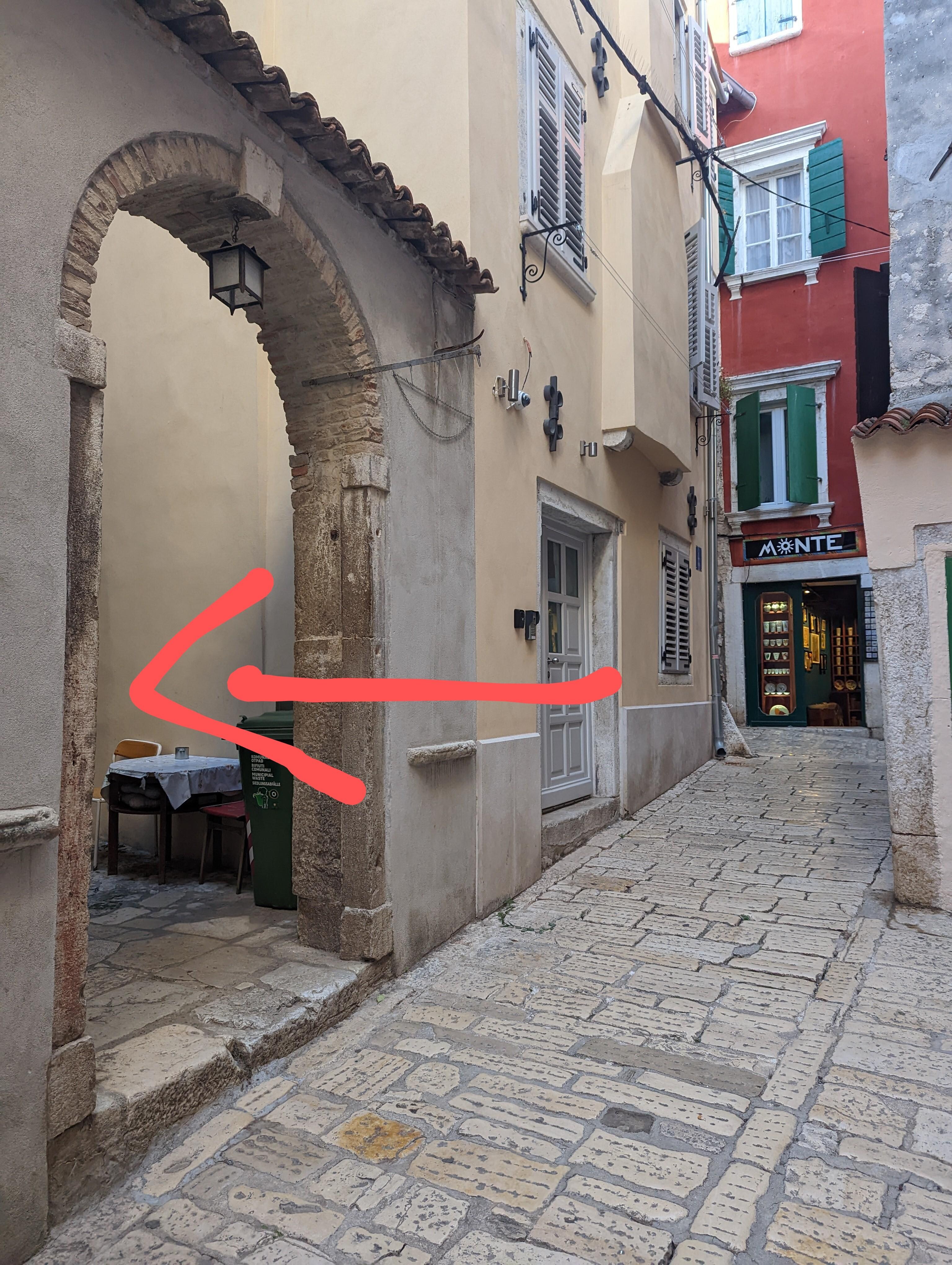 Entry to the room
