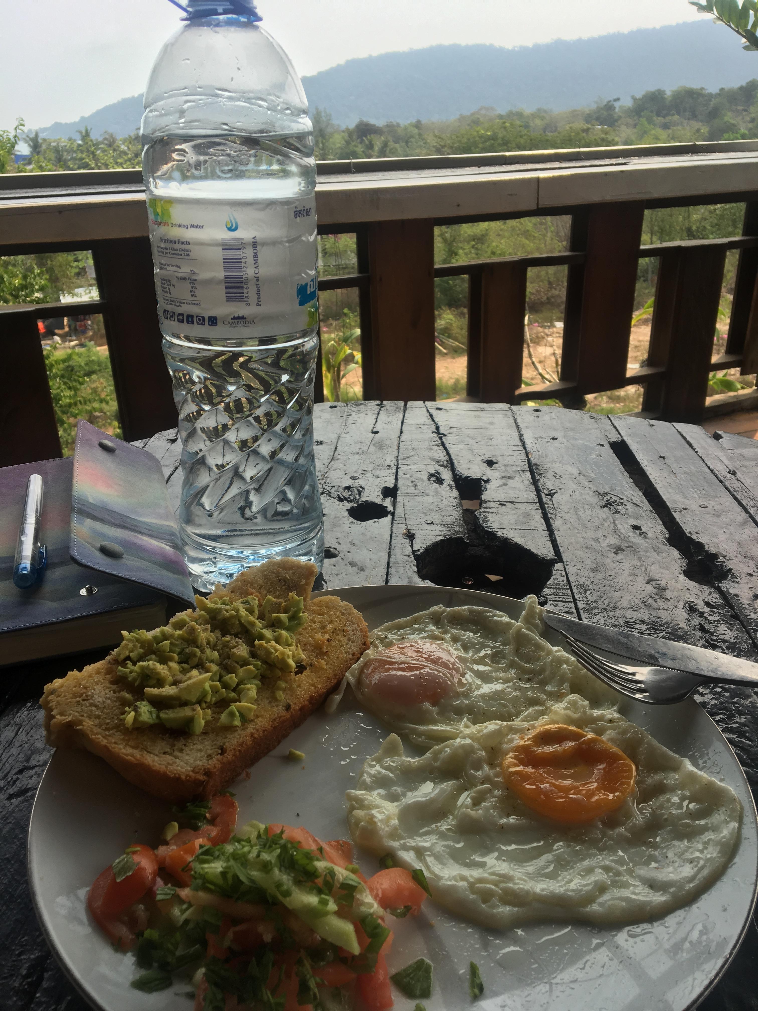 Avocado smash breakfast ($3.50)