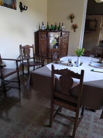 sala da pranzo e colazione