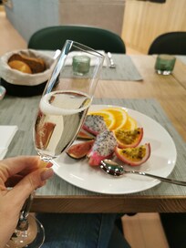 Breakfast with Champagne