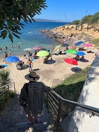 walk right down into the sea