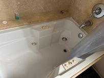 broken tub, no drain plug, jets didn't work