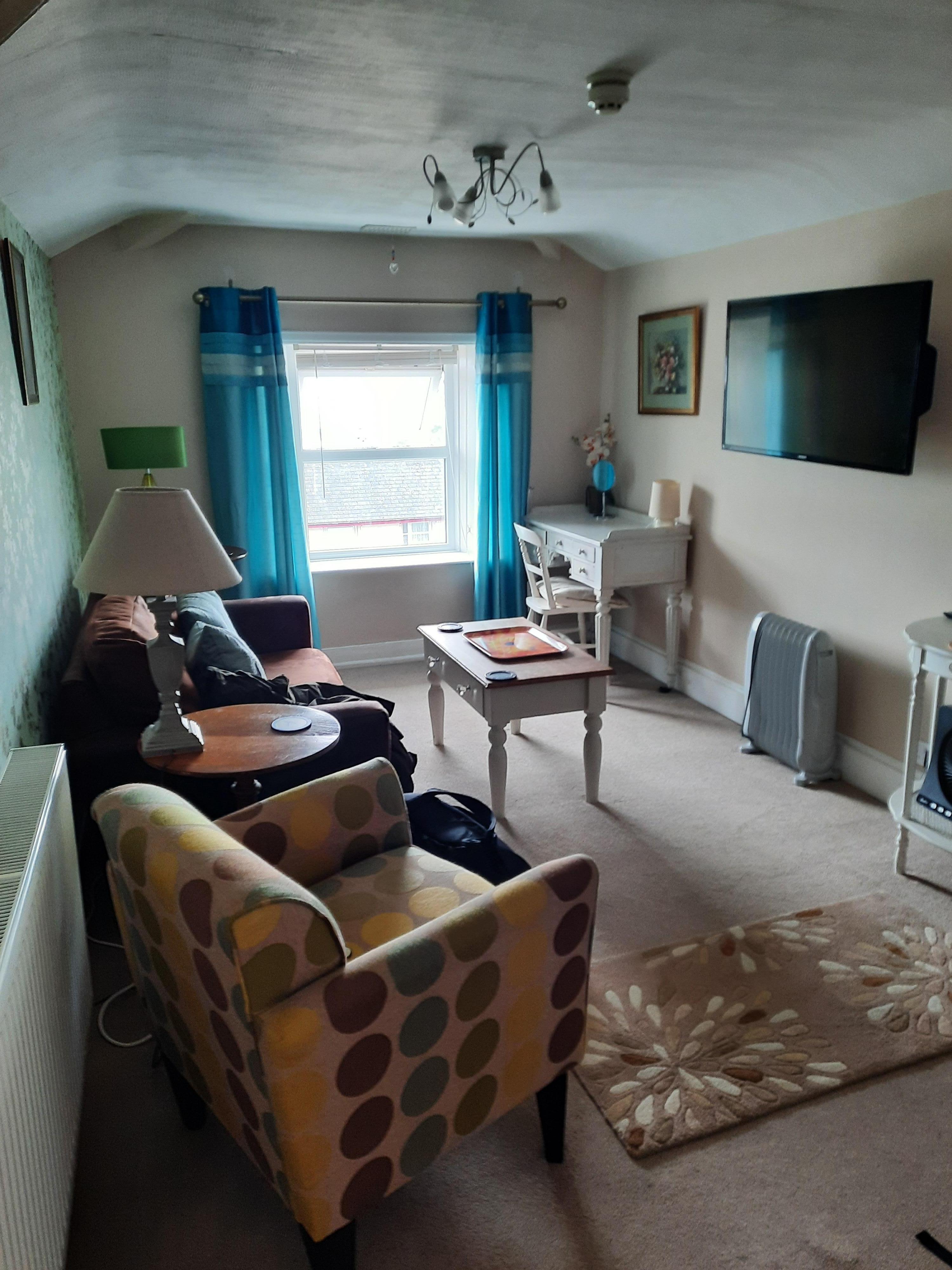 Sitting room in the Sea view suite 