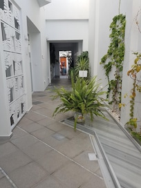 The entrance to the hotel.