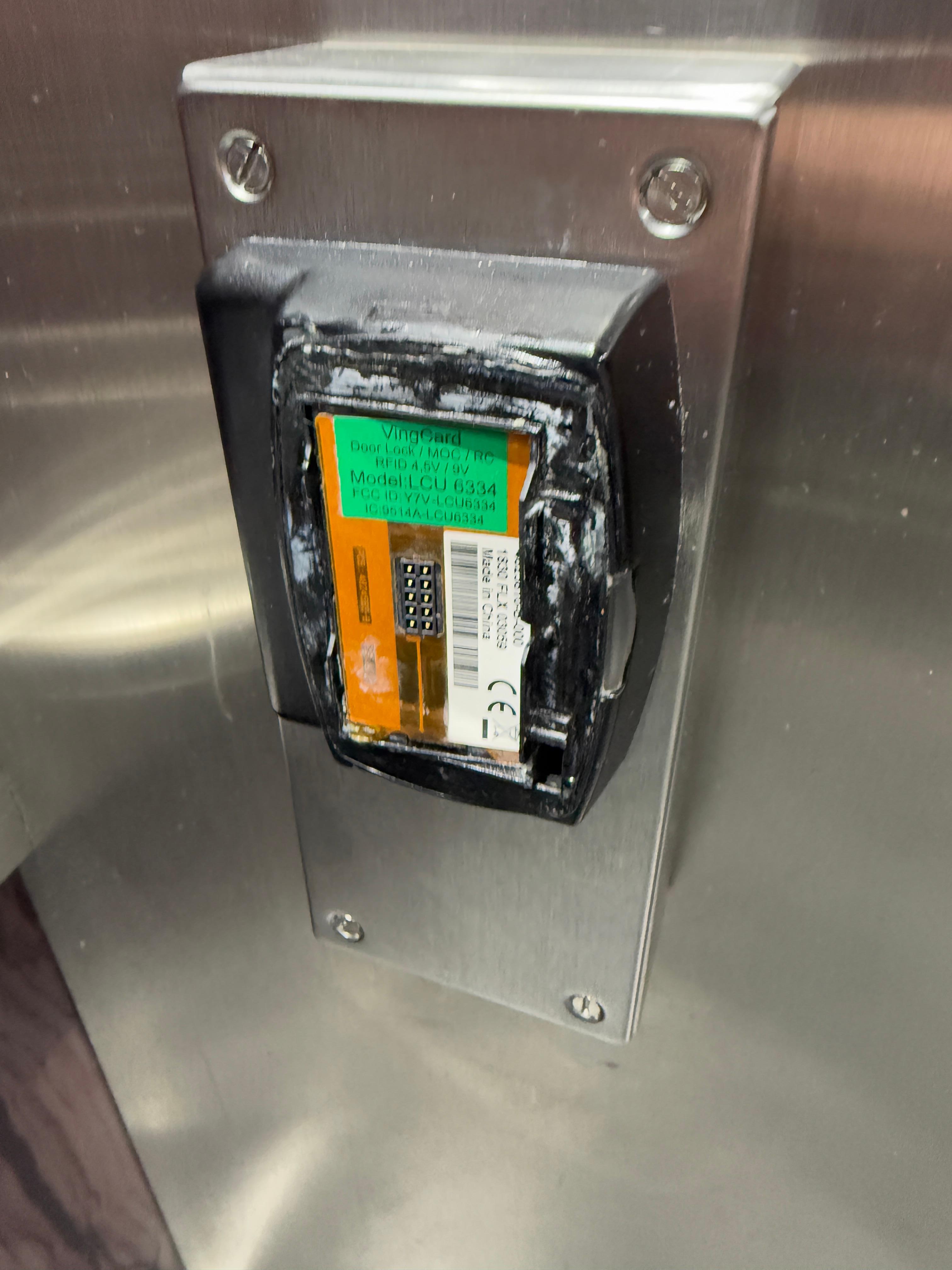 Card reader in lift