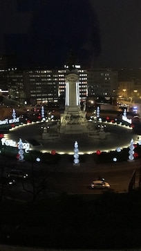 Uitzicht vanuit mijn Kamer op Marqués de Pombal boa’s festas 2020