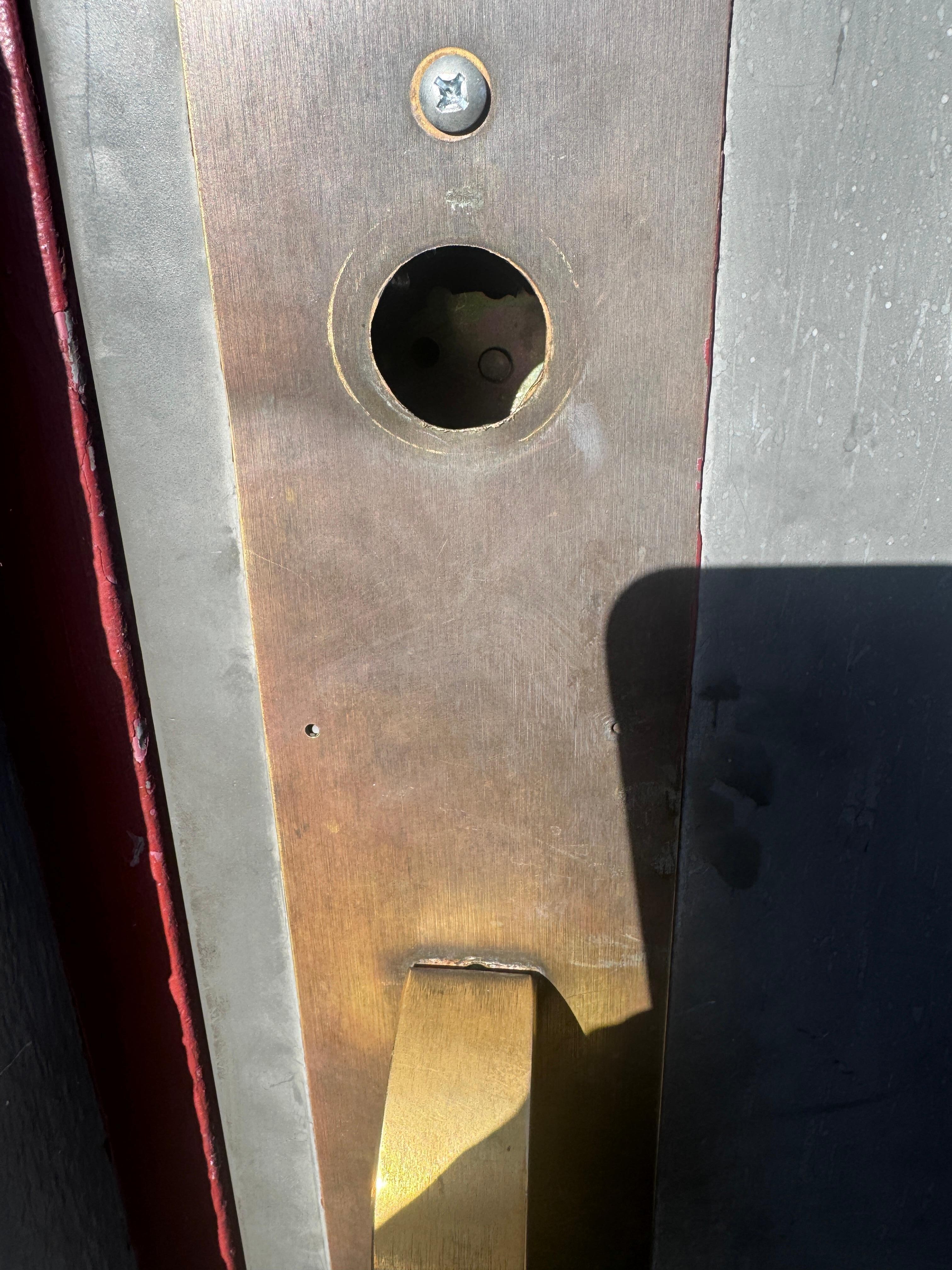 Main door . Lock broken . Not safe at all