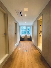 共用的沐浴跟廁所,很乾淨