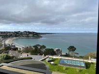 Vue sur mer depuis la chambre