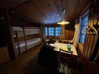 Kulube ( wc ve duş olmayan)