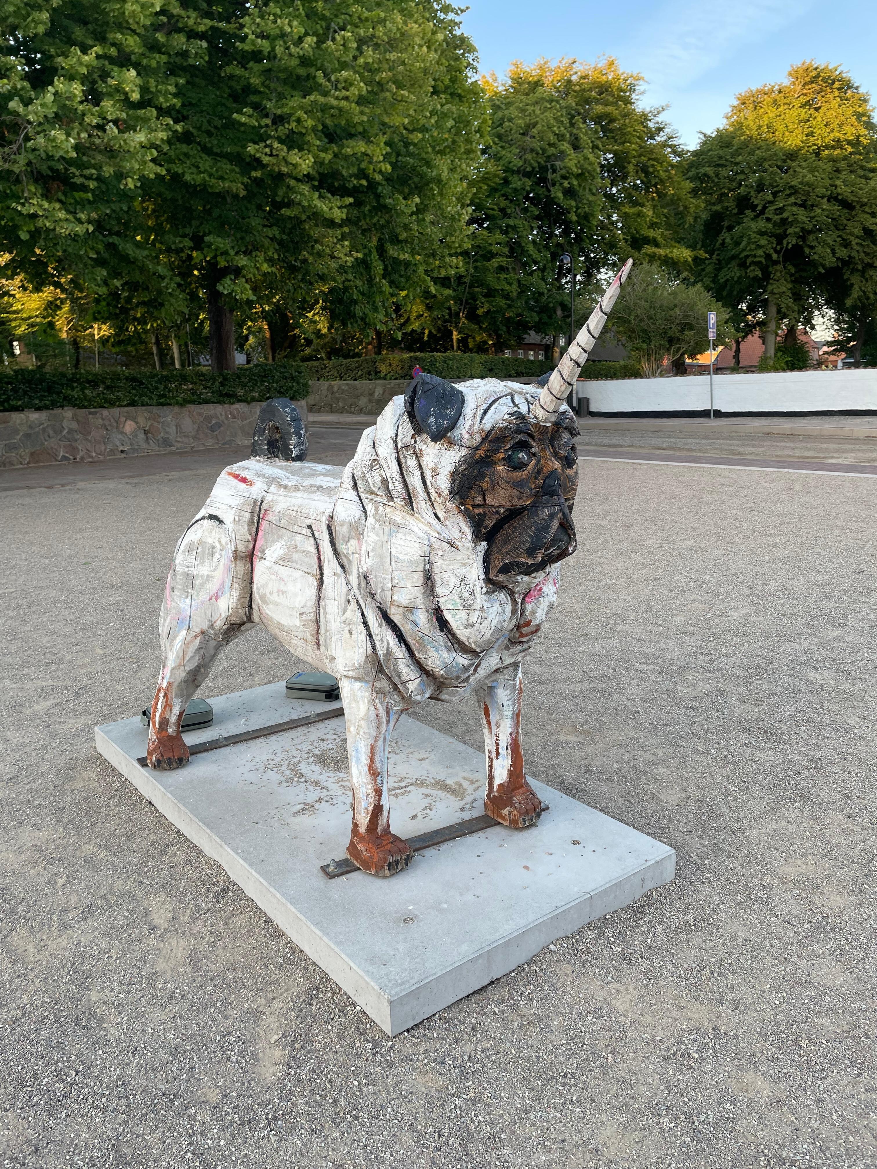 Vi havde udsigt til torvet og denne …