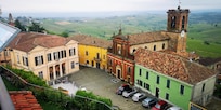 Dal Belvedere di fronte all'albergo.