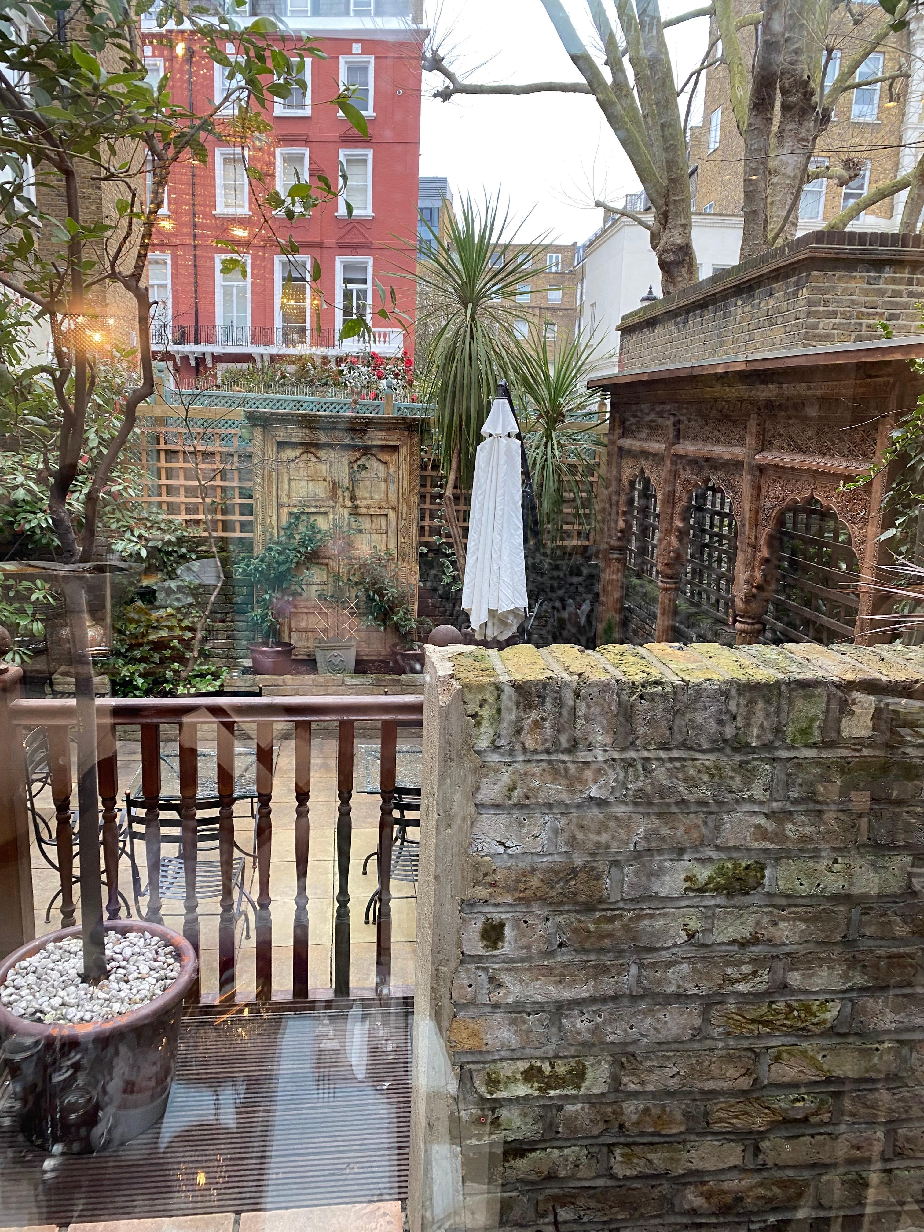 Cute patio outside the breakfast room. Never went out - too cold - but looks nice. 