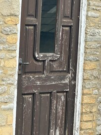 Outer door