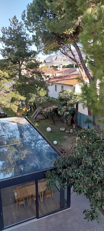 Dining and playground