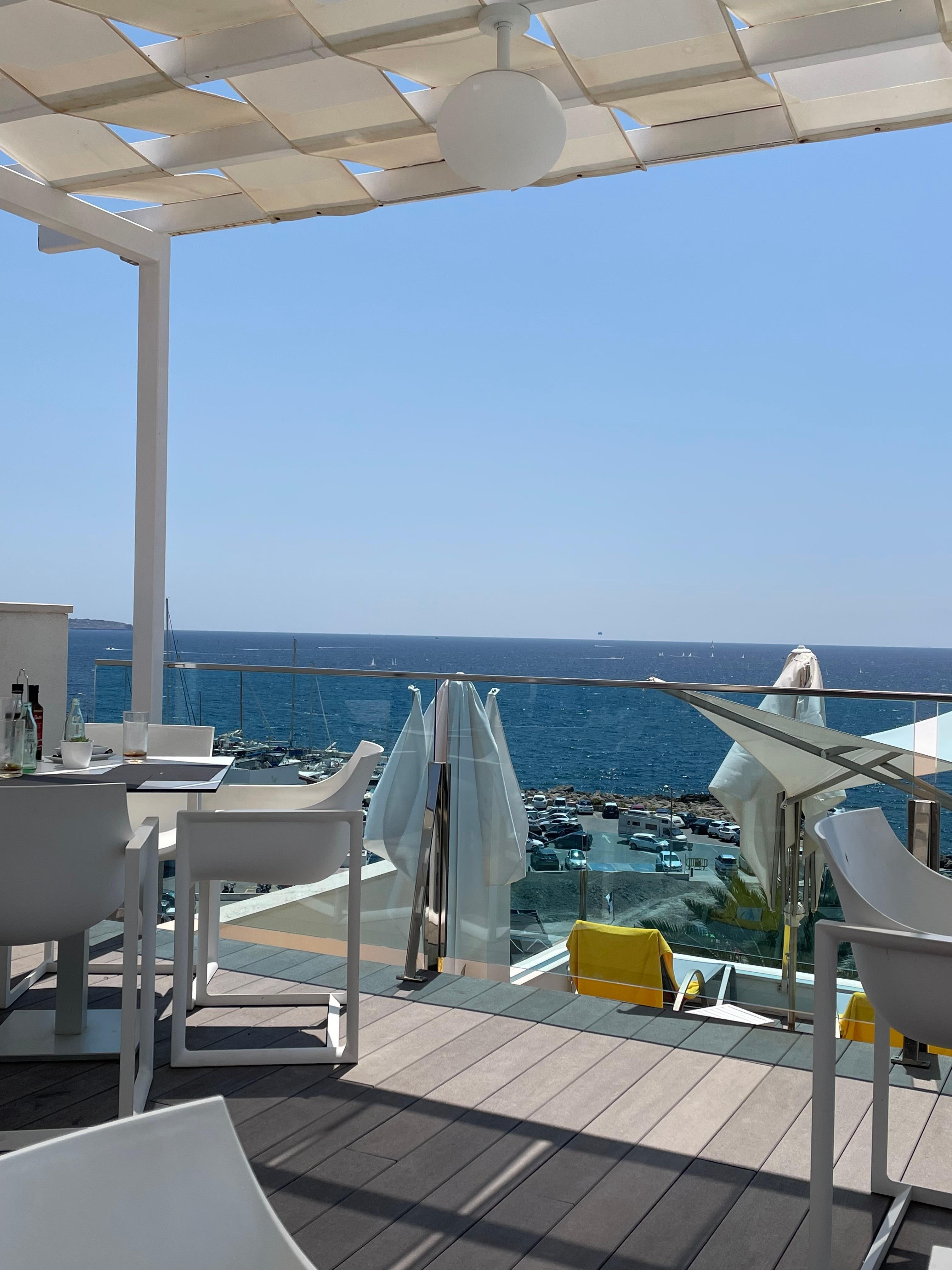 Roof top terrace.