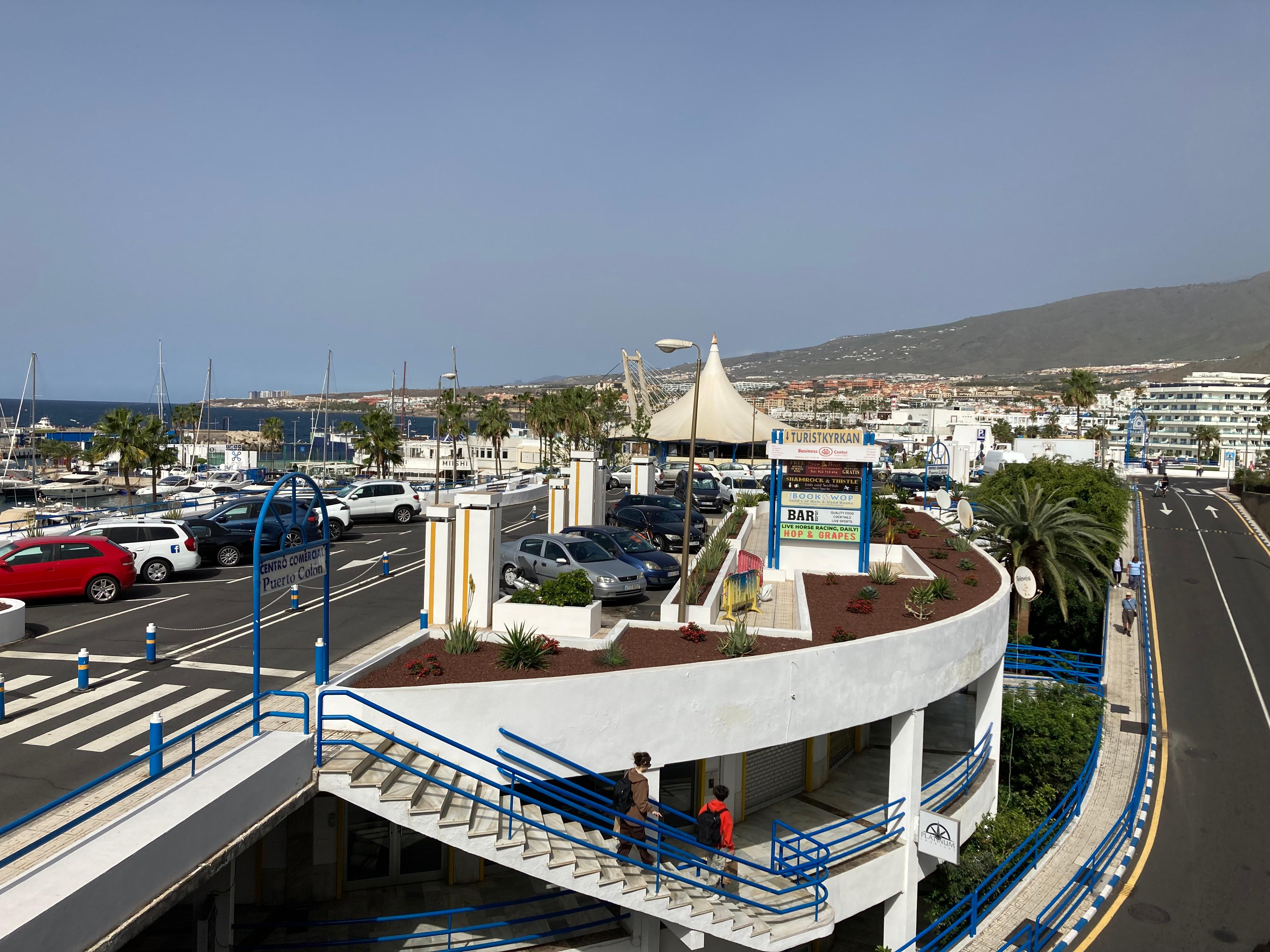 Puerto Colon Commercial Area - Slow Boat Chinese (amazing) Adeje Rock Bar !!!